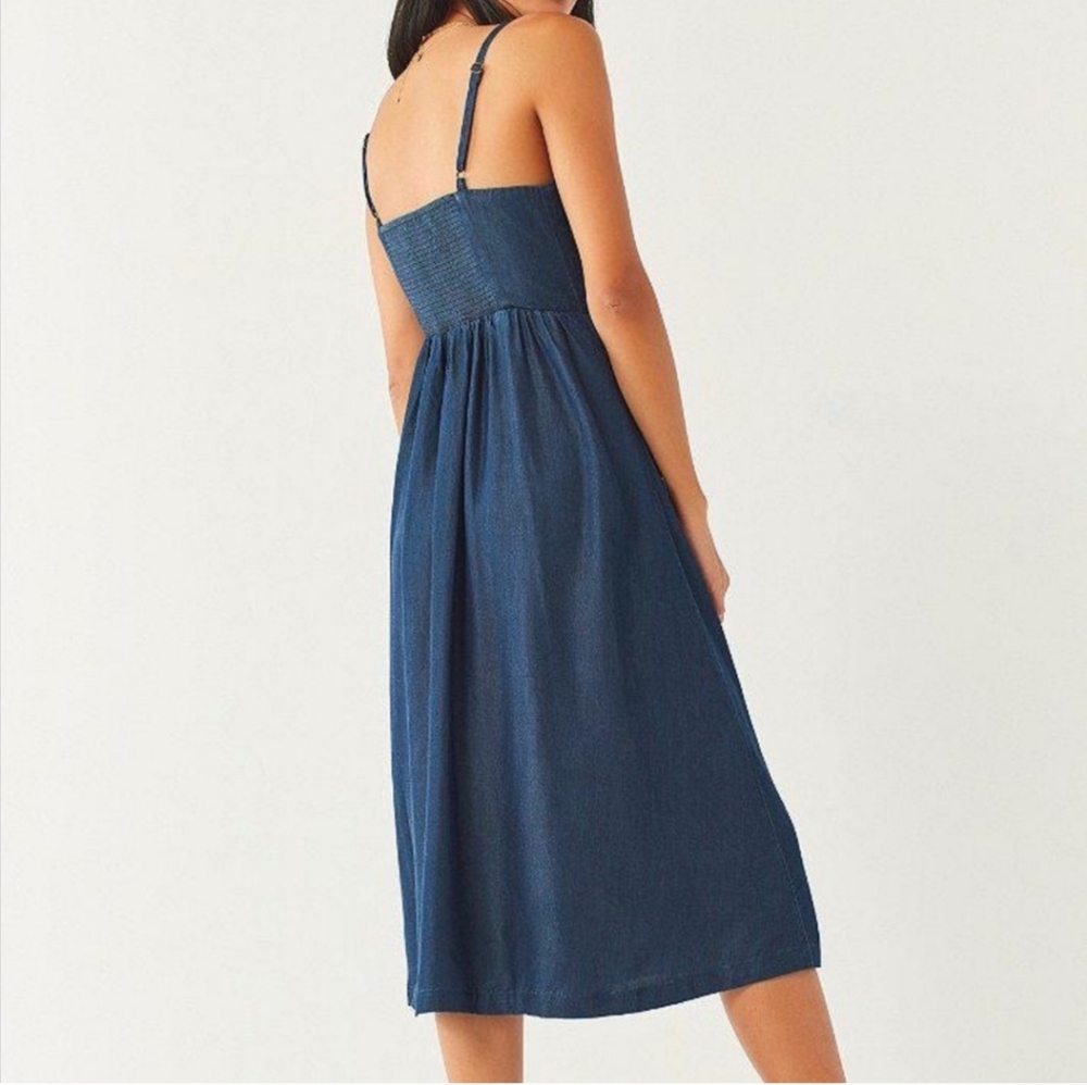 Urban Outfitters Chambray Midi Dress Med - Picture 5 of 7